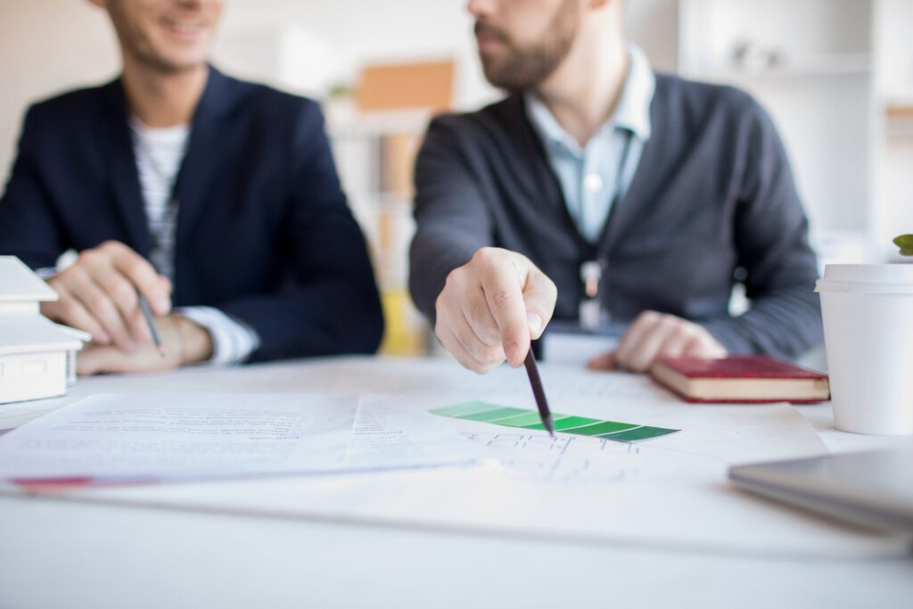 Real estate agent.jpg